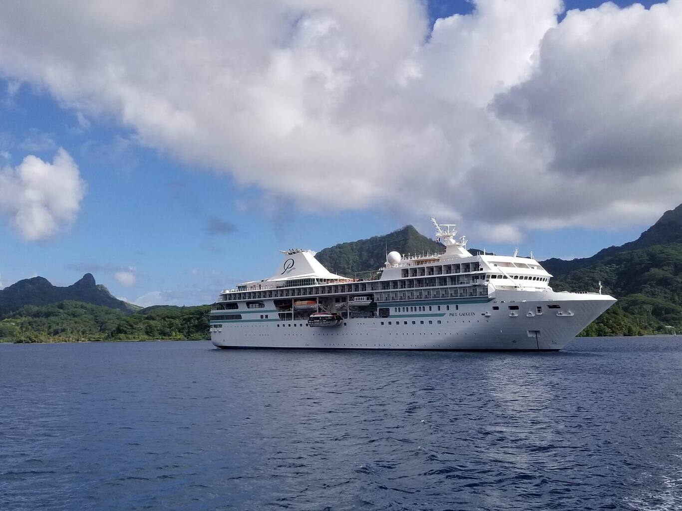 Paul Gauguin Cruises — Huahine, French Polynesia