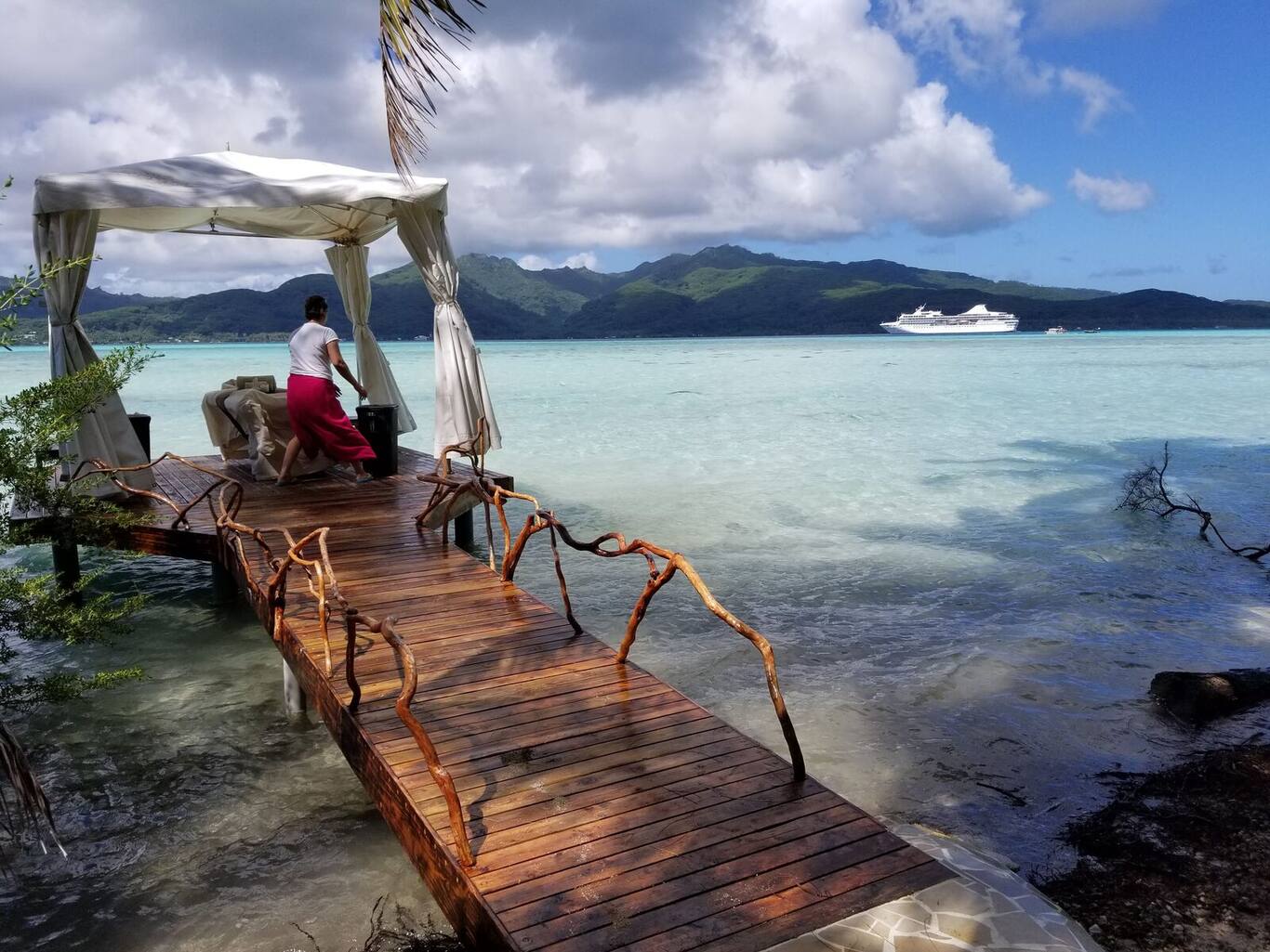 Paul Gauguin Cruises — Tahaa, French Polynesia