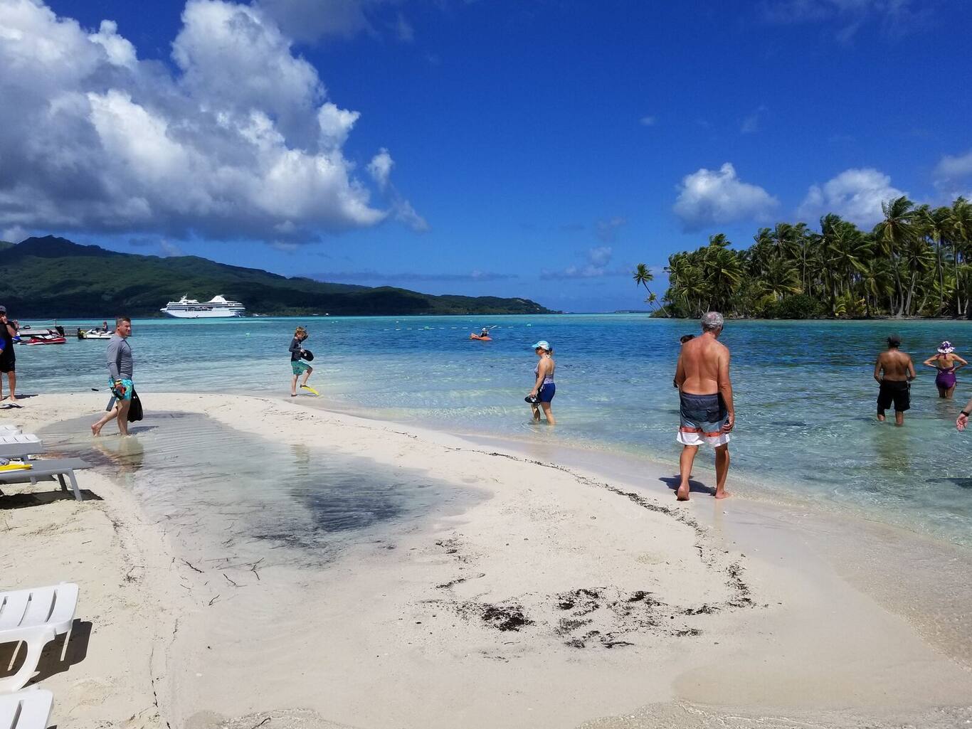 Paul Gauguin Cruises — Tahaa, French Polynesia