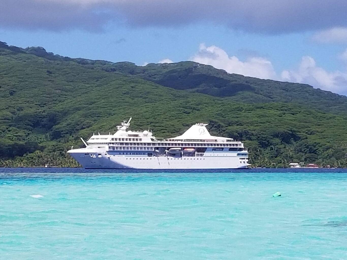 Paul Gauguin Cruises — Tahaa, French Polynesia