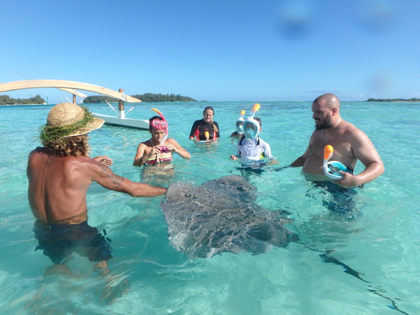 Moorea miti lagoon tours with picnic, French Polynesia