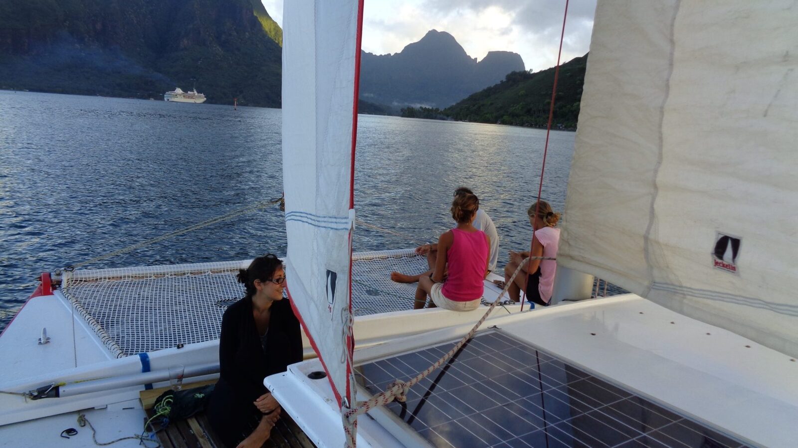 Moorea sailing sunset cruise taboo, French Polynesia