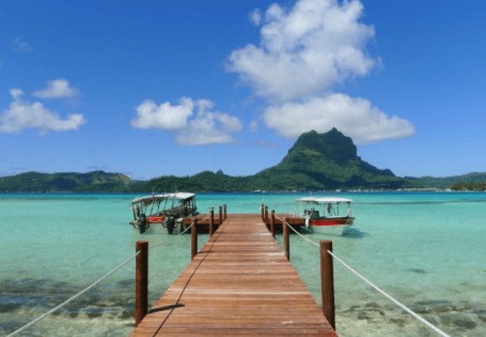 Shark ray lagoon safari and motu tapu full day with bbq lunch, French Polynesia