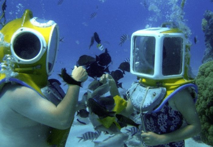Aquasafari helmet dive 01h30, French Polynesia
